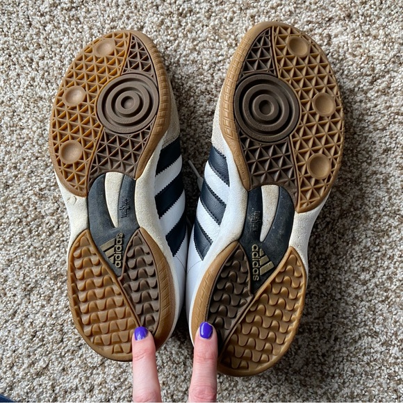 Adidas Samba Sneakers - Picture 3 of 10